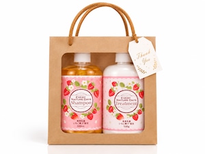 EVERY NATURE DAYSいちごシャンプー&トリートメント　ギフト仕様