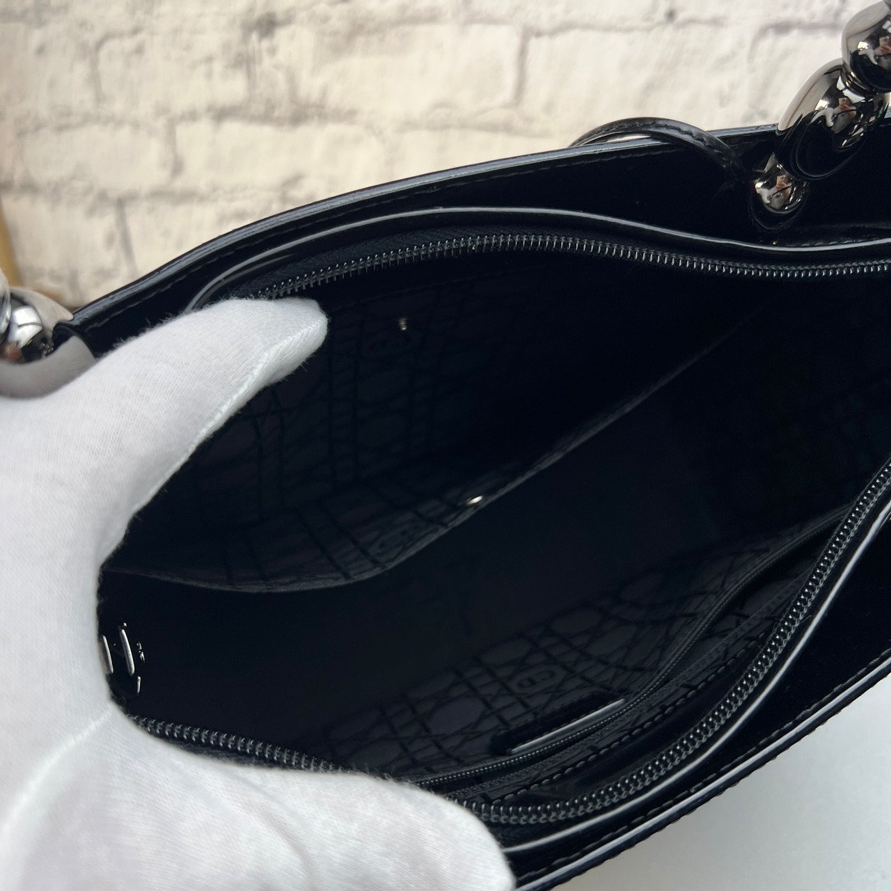 Dior クリスチャンディオール マリスパールパテントレザー ショルダーバッグ ブラック A-9837