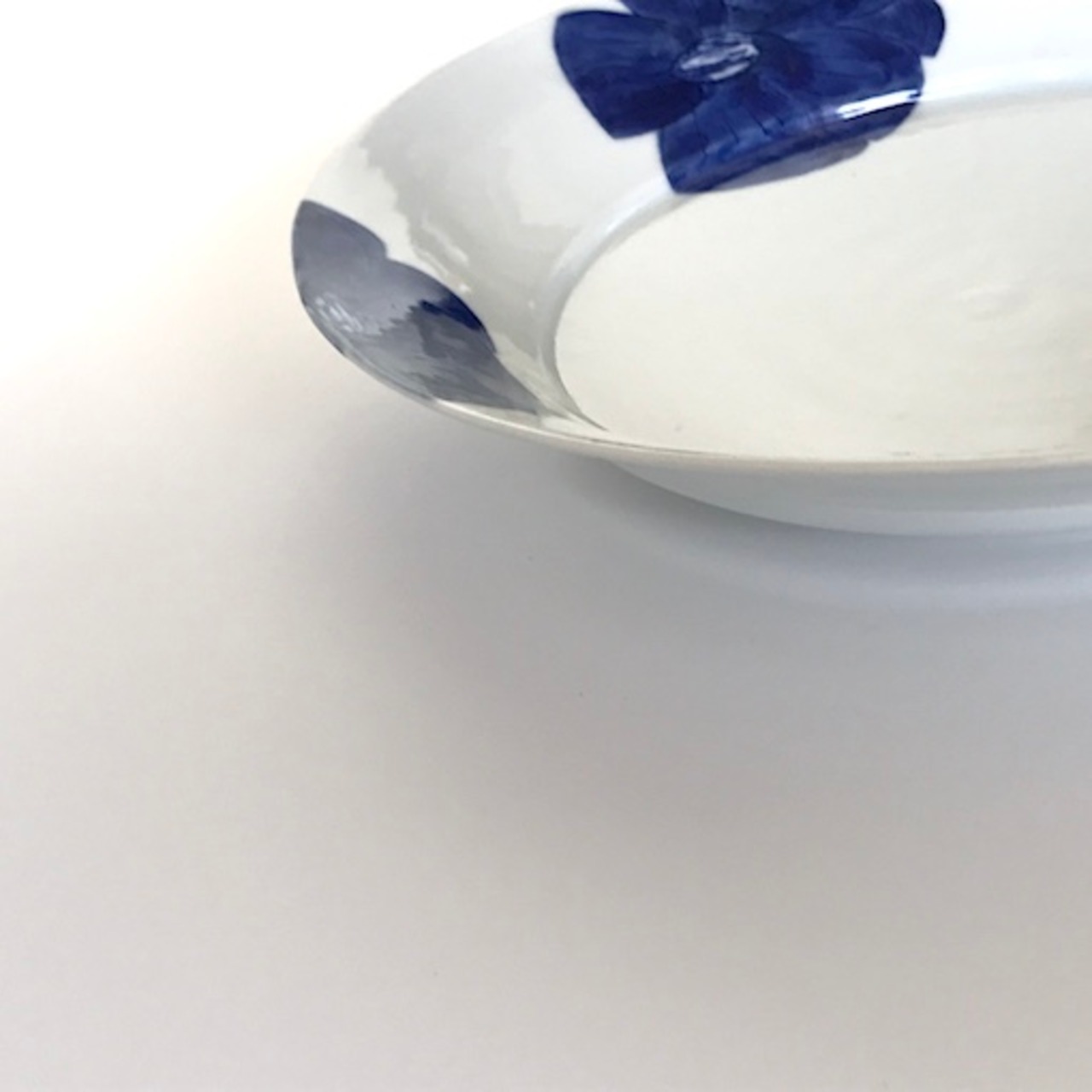 村田菜穂美  『アネモネパスタ皿 23cm』［2104130000331］