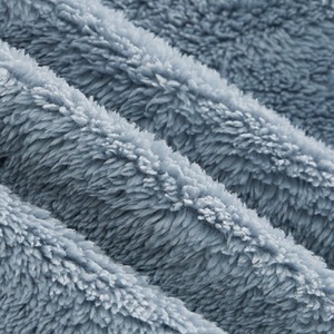 フェイクショートファーパーカ　MT0080403