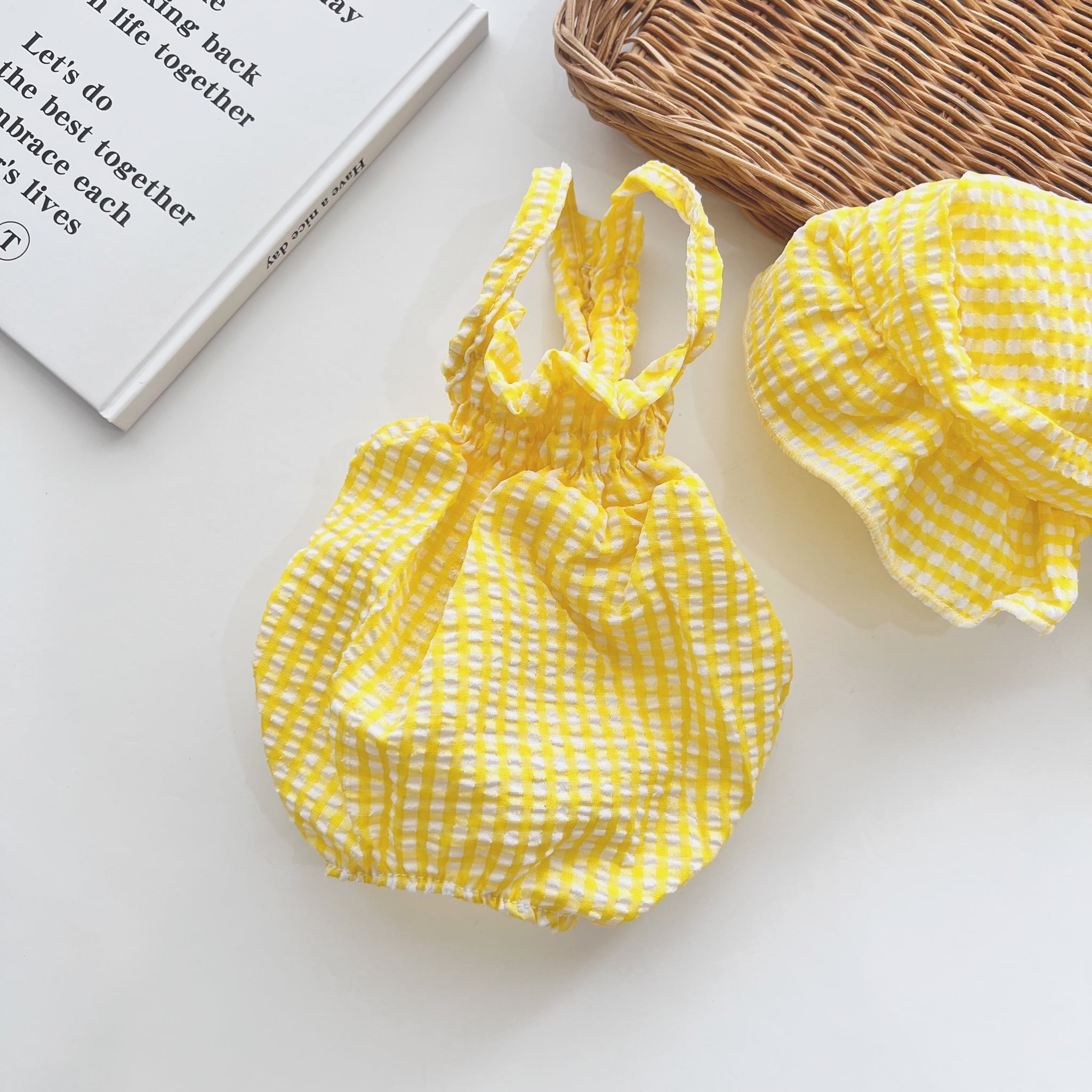 ギンガムチェックロンパース&ボンネット / ドッグウェア 犬服 | AMIE