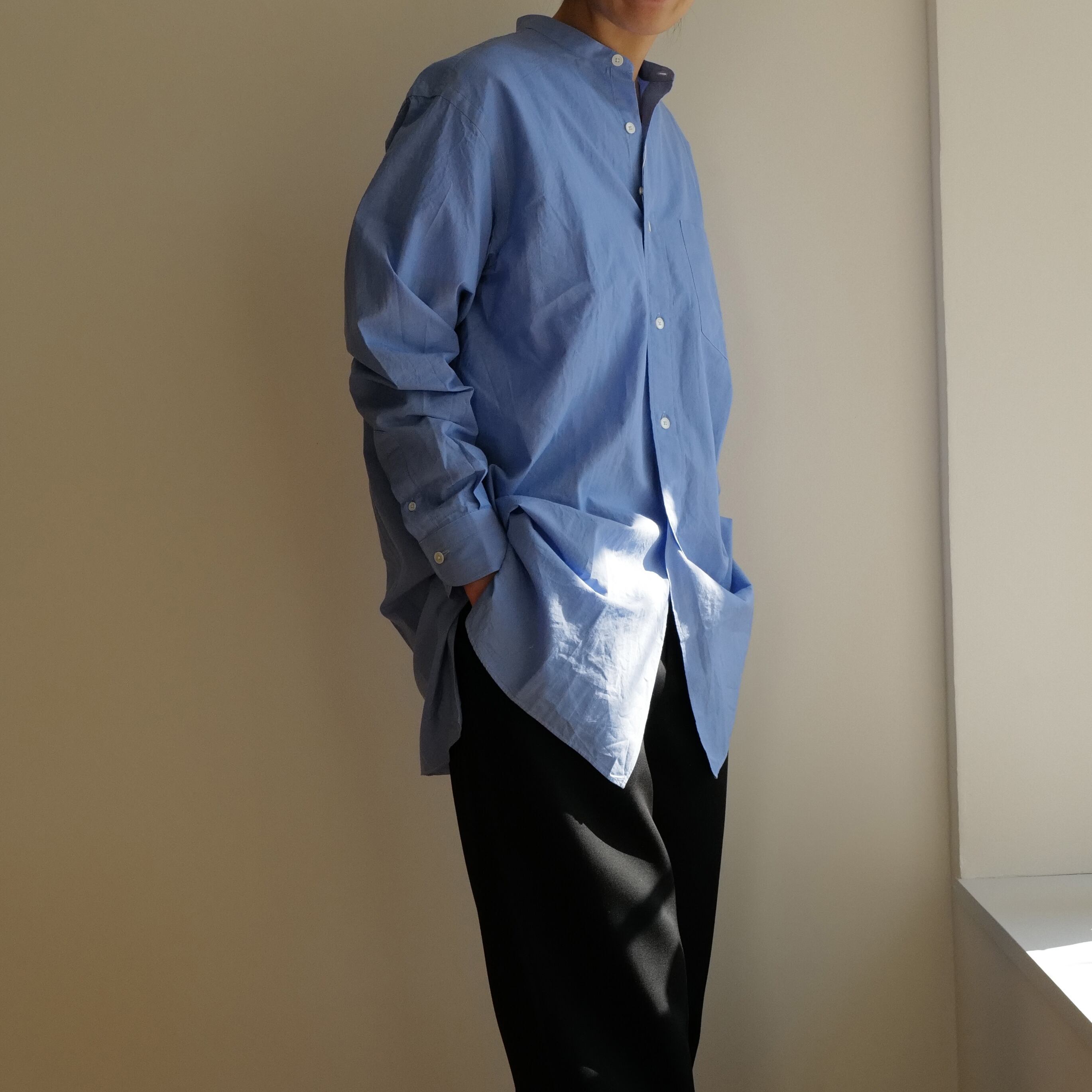 COMOLI ｜ バンドカラーシャツ | HJ GALLERY