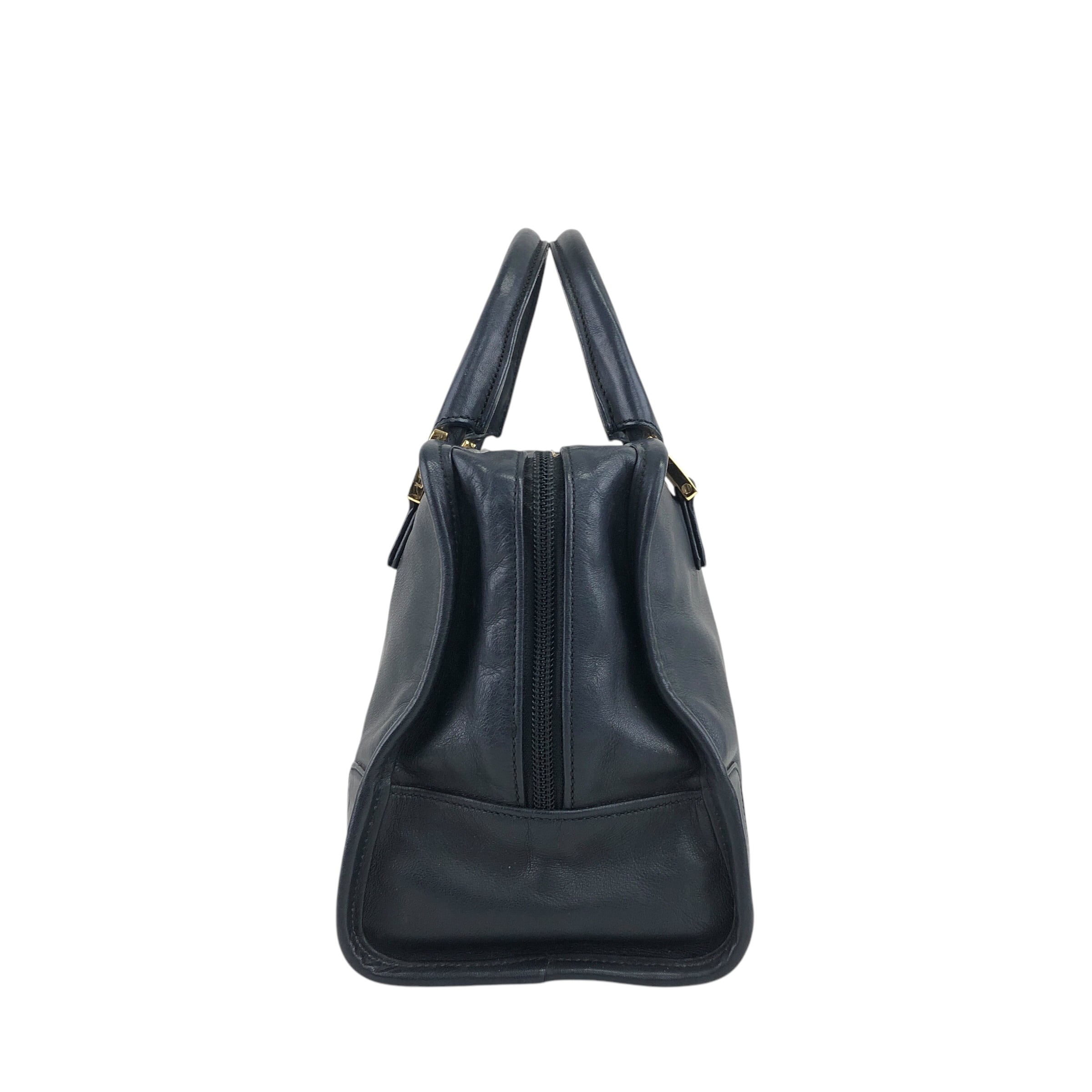 LOEWE ロエベ アマソナ ハンドバッグ ネイビー アナグラム レザー LOEWE ロエベ アマソナ ハンドバッグ ネイビー アナグラム レザー