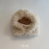 エリーモリー / ELLY MOLLY / フラッフィーフードウォーマー(アイボリー) / 韓国子供服 / キッズ / 26winter〖取寄〗*FREE*