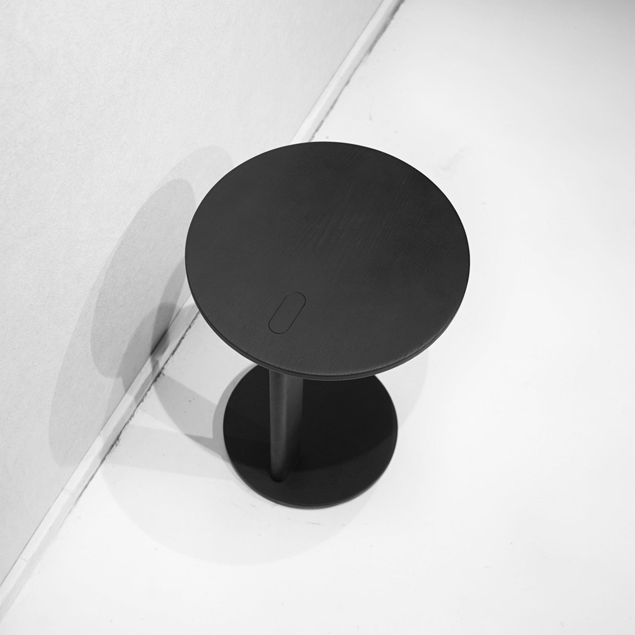 KARIMOKU NEW STANDARD / ELEPHANT SIDE TABLE / 北欧モダン デザイナーズ テーブル カリモクニュースタンダード Christian Haas 名作 エレファント サイドテーブル