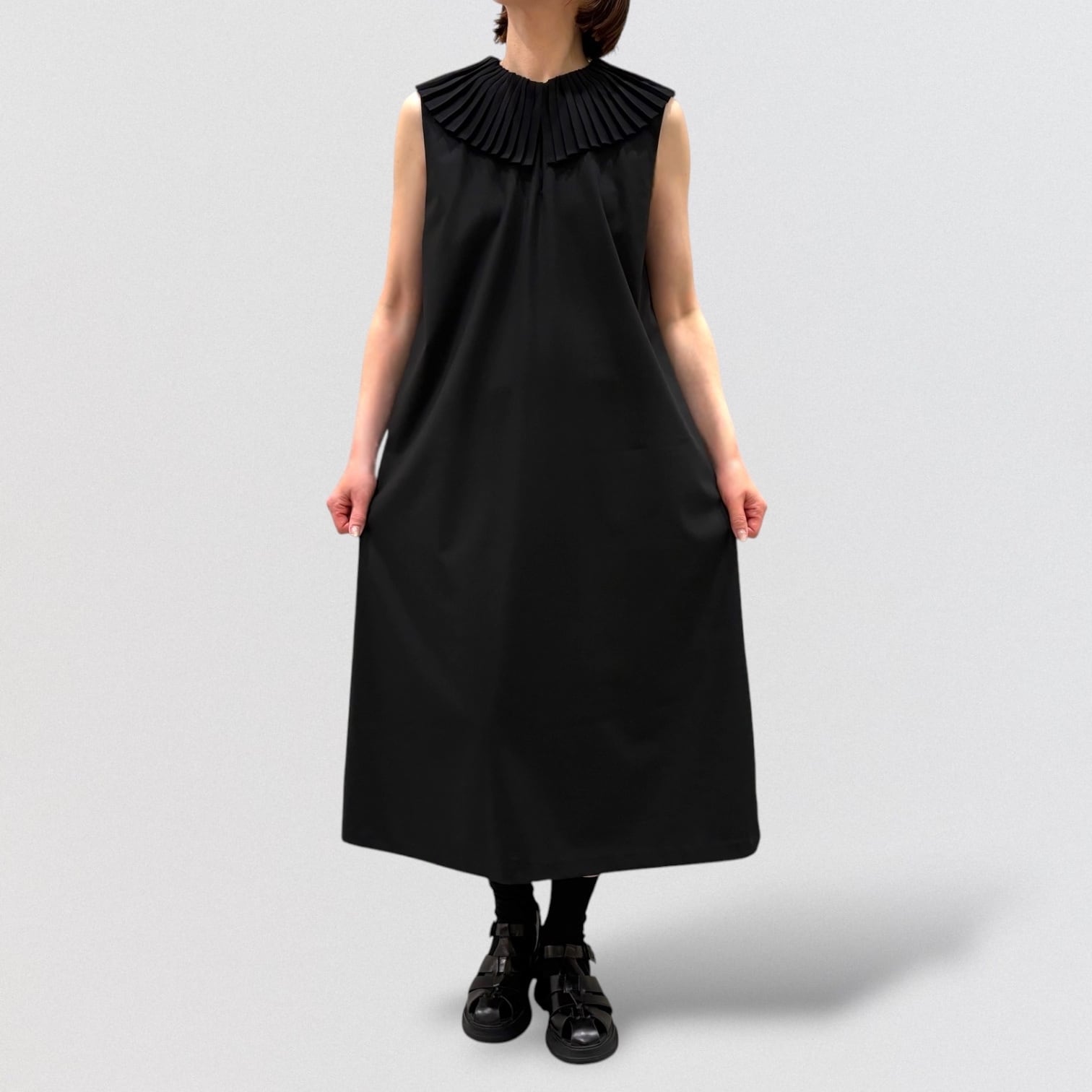 mizuiro ind pleats collar sleeveless one piece | CoCo Cuore