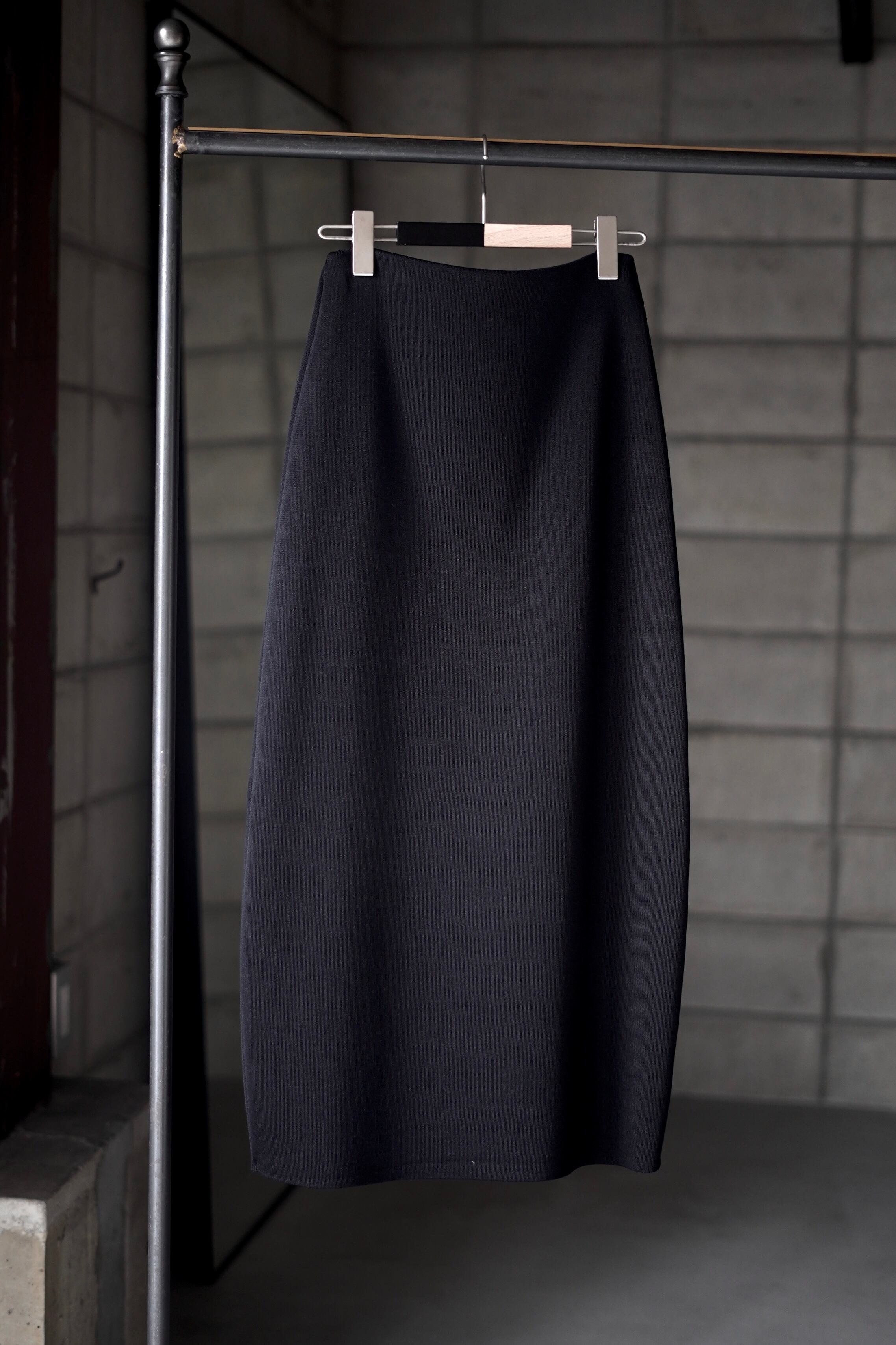 IIROT Air Knit Skirt  BLACK 021-023-KS06