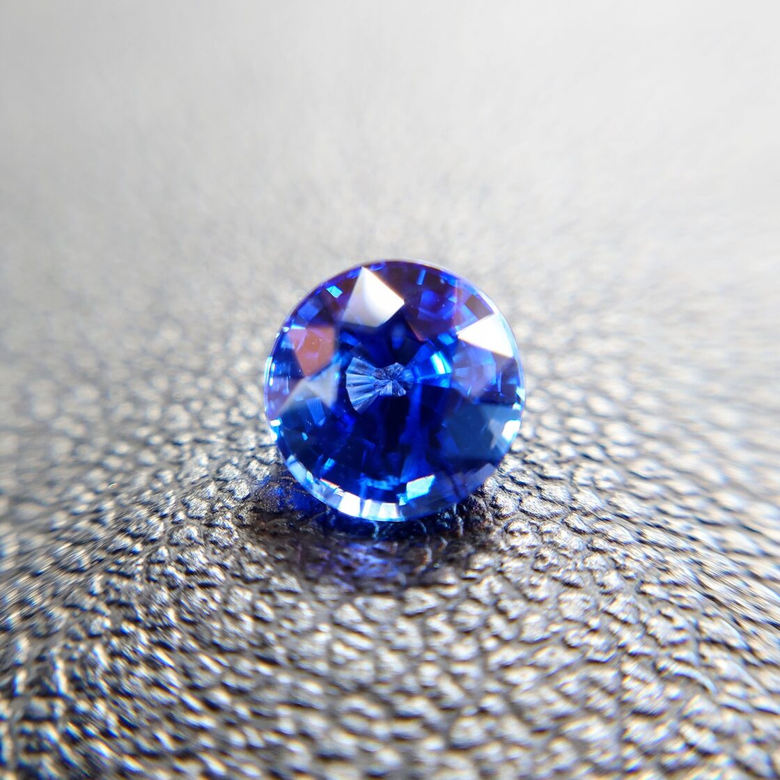 Blue Sapphire 1.04ct Royal Blue / heat / Sri Lanka AIGS鑑別書付 