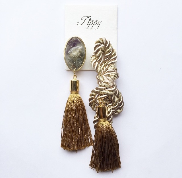 robe tassel pierce / earring