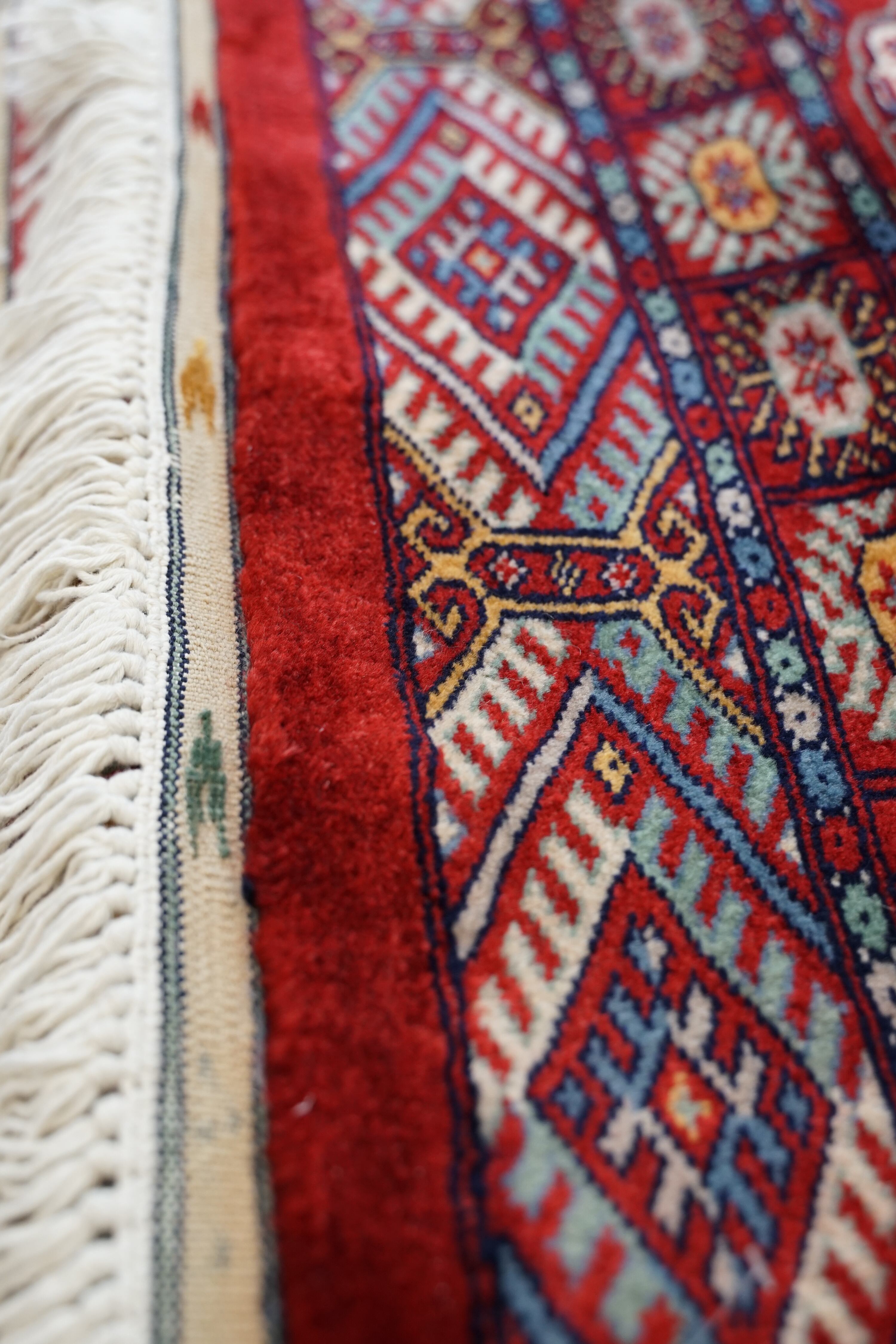 121×77cm【パキスタン手織り絨毯】 | Decorworks