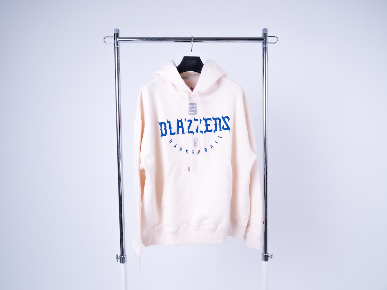 BLAZZERS CREW TEAM HOODIE -MADE IN JAPAN- [CREAM]