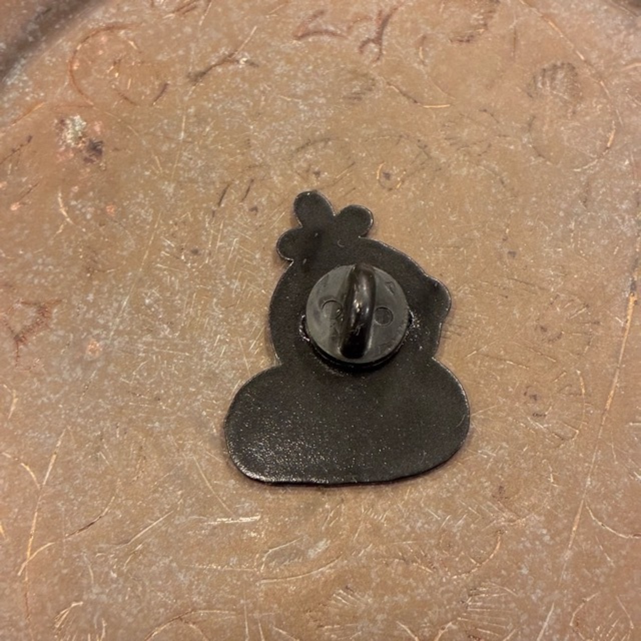 TOPANGA Jewelry Pin Brooch Propeller Helmet Duck　ピンブローチ　プロペラヘルメットのアヒル　帽子　ジャケット　バッグ　ギフト　プレゼント