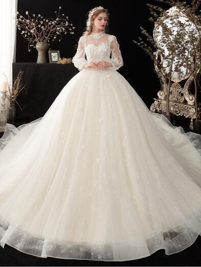 美品！ ウエディングドレス ホワイト ソフトチュール リーフ刺繍  