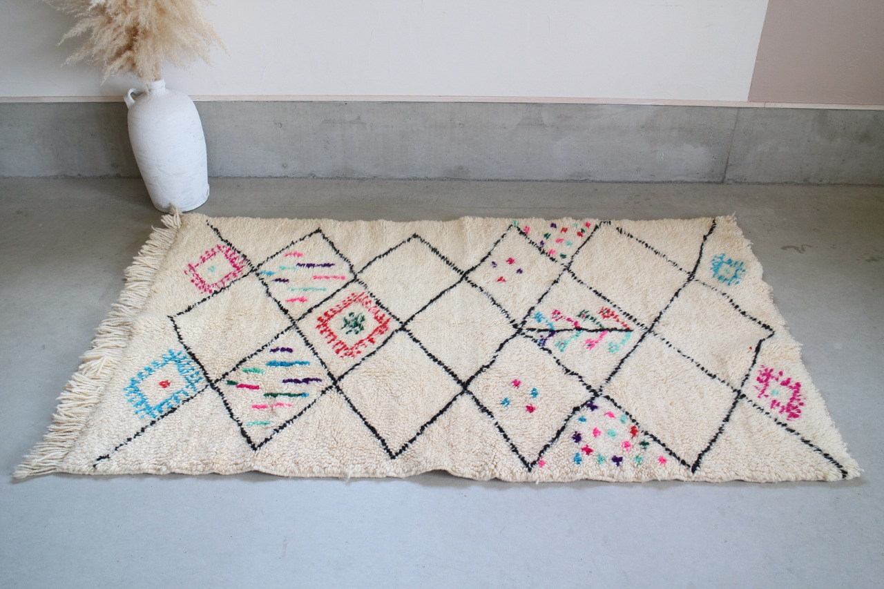 Moroccan rug Beni Ourain 170×106cm No268