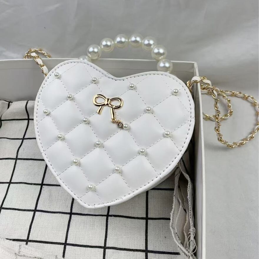 SEASONZ バッグ ハンドバッグ ロリィタコーデ ハート型 パールチェーン キルティングデザイン リボン