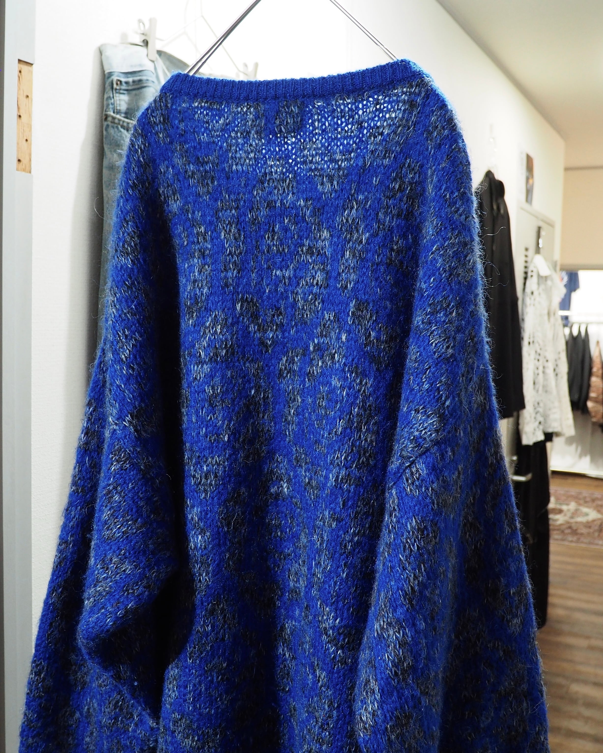 1980 - 90s ” Made in Italy - Benetton ” Beautiful Flower All Over Pattern Vintage Loose Knit