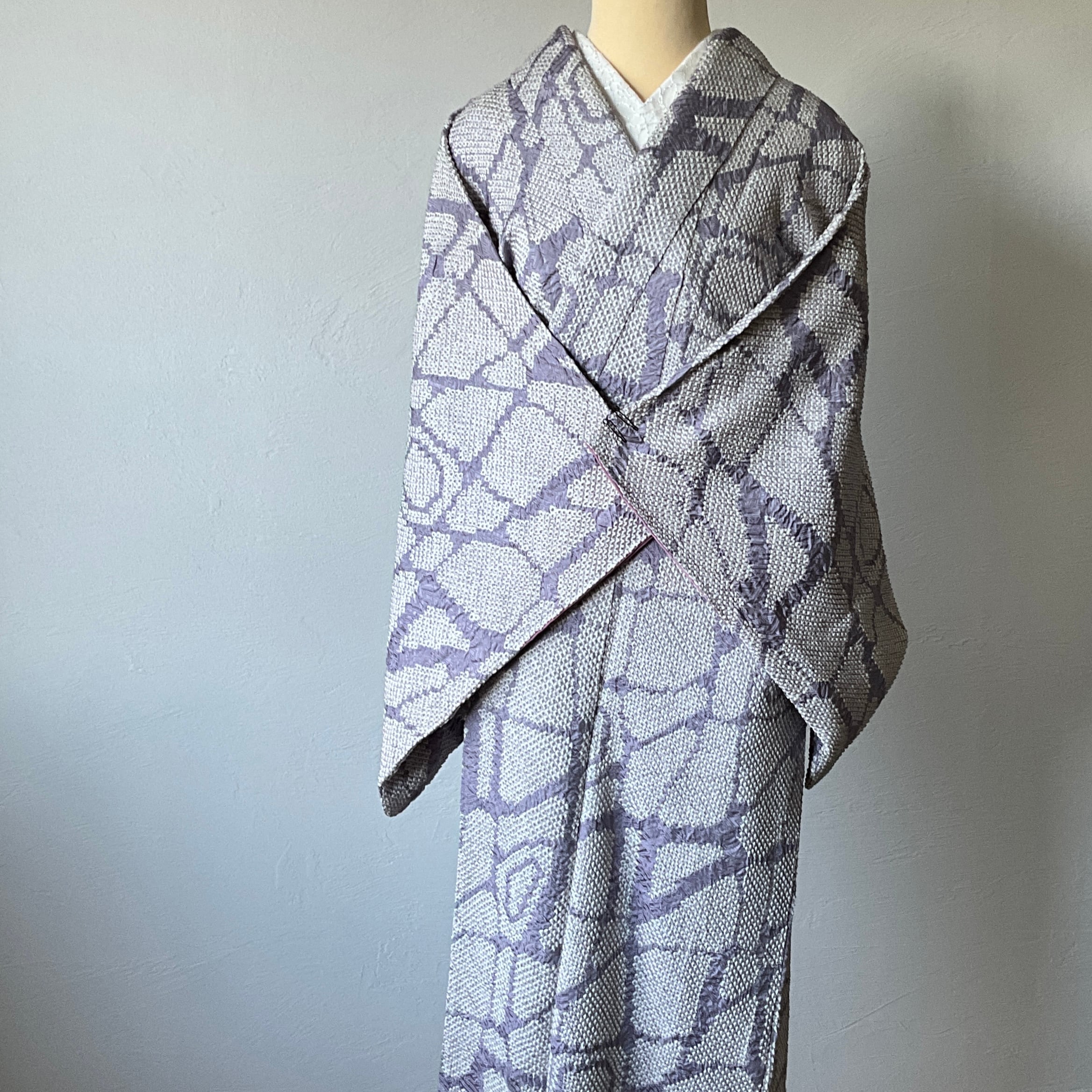 【新品】 絞り 小紋 着物 袷 幾何学模様 鹿子絞り 未使用 身丈164 8849e39bd915b9b5be2dee2146cff1