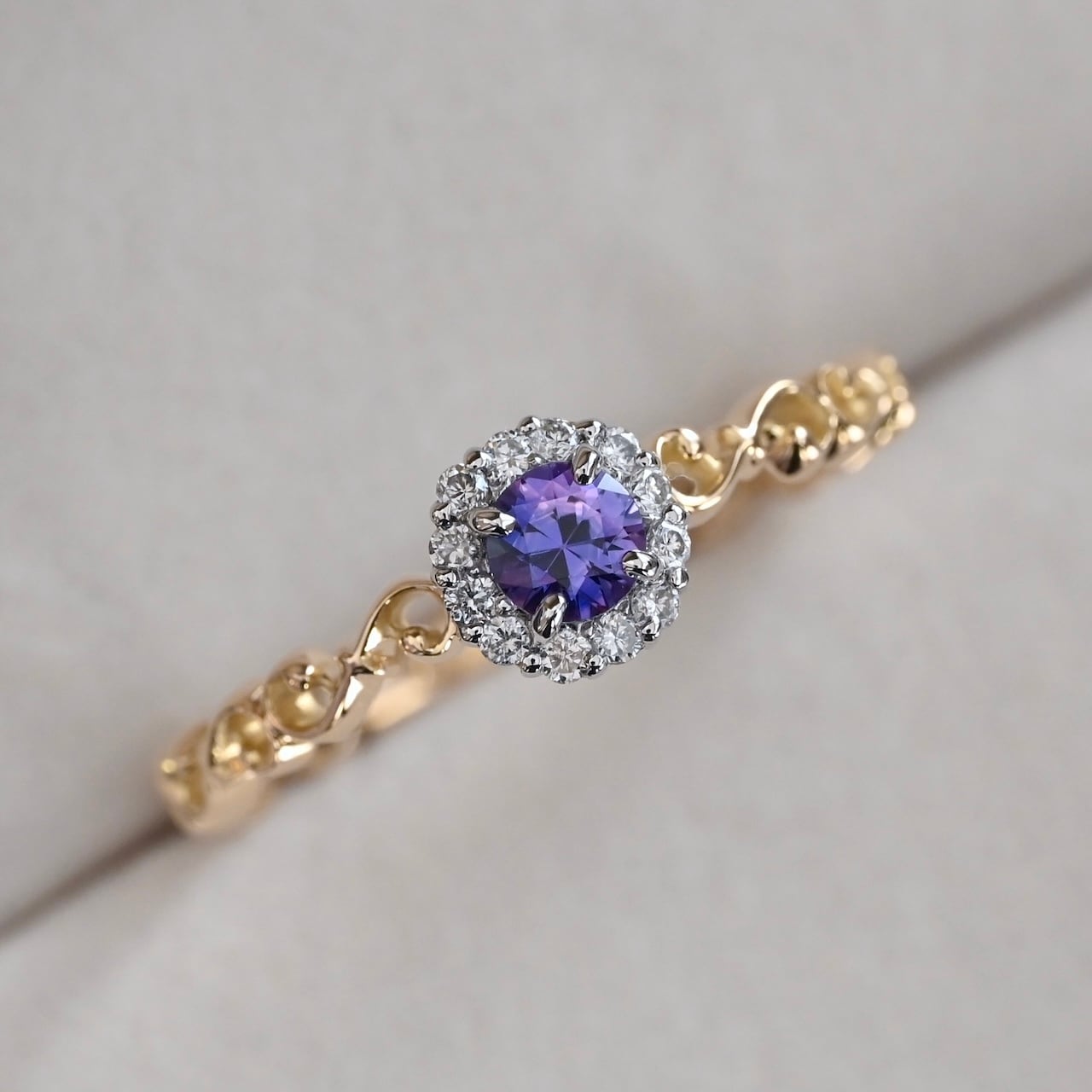 一点限り】K18YG ブルートパーズ(12.95ct) 覆輪リング | ASHIOURY