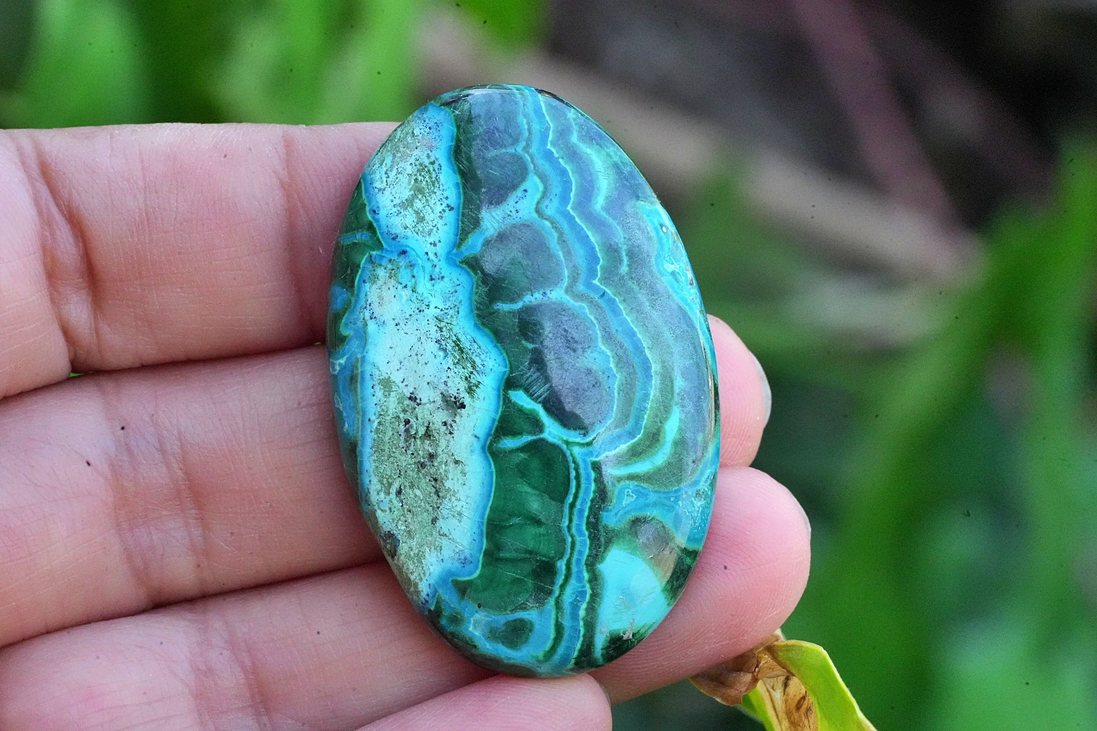地球の芸術 クリソコラマラカイト s1602 | Funky garuda Stone