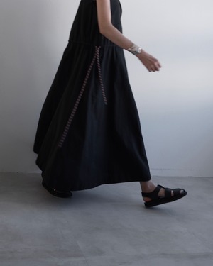 DRIES VAN NOTEN　DRAWSTRING V-NECK DRESS