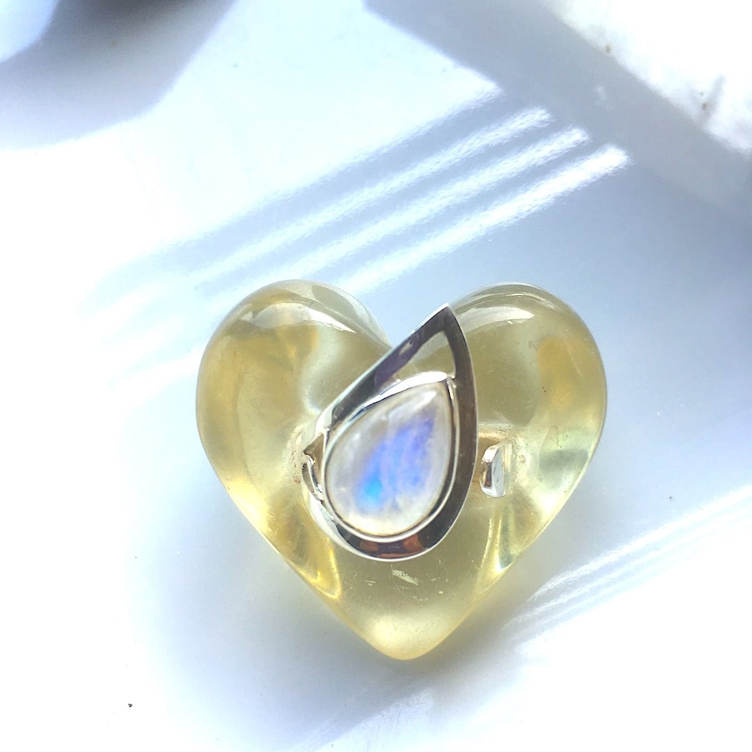 【SV925】✦6月の誕生石✦⋆.·レインボームーンストーンリング⋆.·Luna 月雫 .·✦