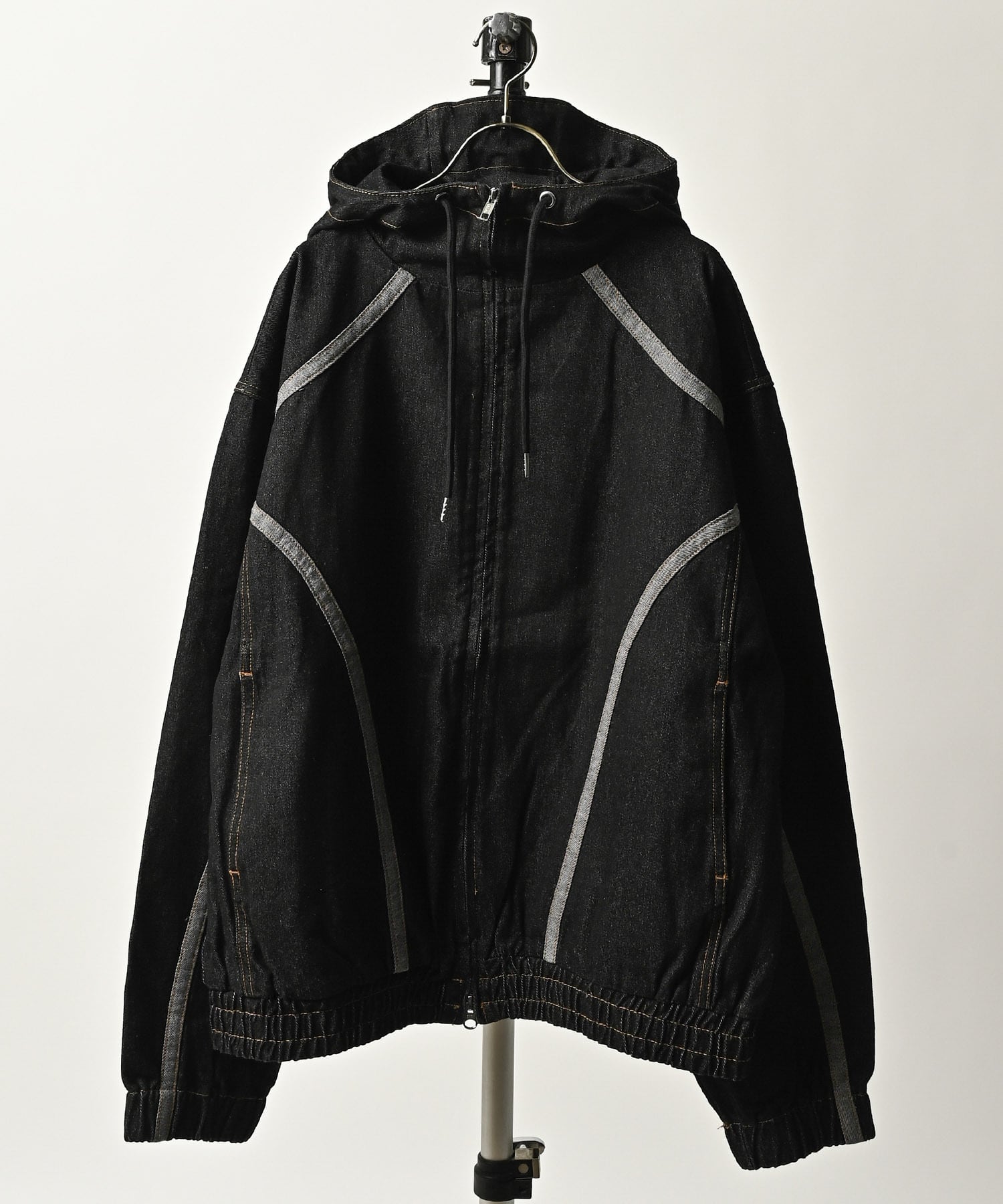 ATELANE Rigid Denim Hooded Line Jacket (BLK) 25A-23120
