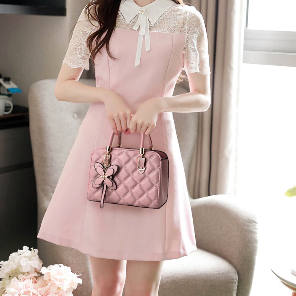 キルティング ショルダー バッグ レディース きれいめ 大人 かわいい 通勤 ビジネス OL オフィス チャーム付き おしゃれ 大人可愛い 大人女子