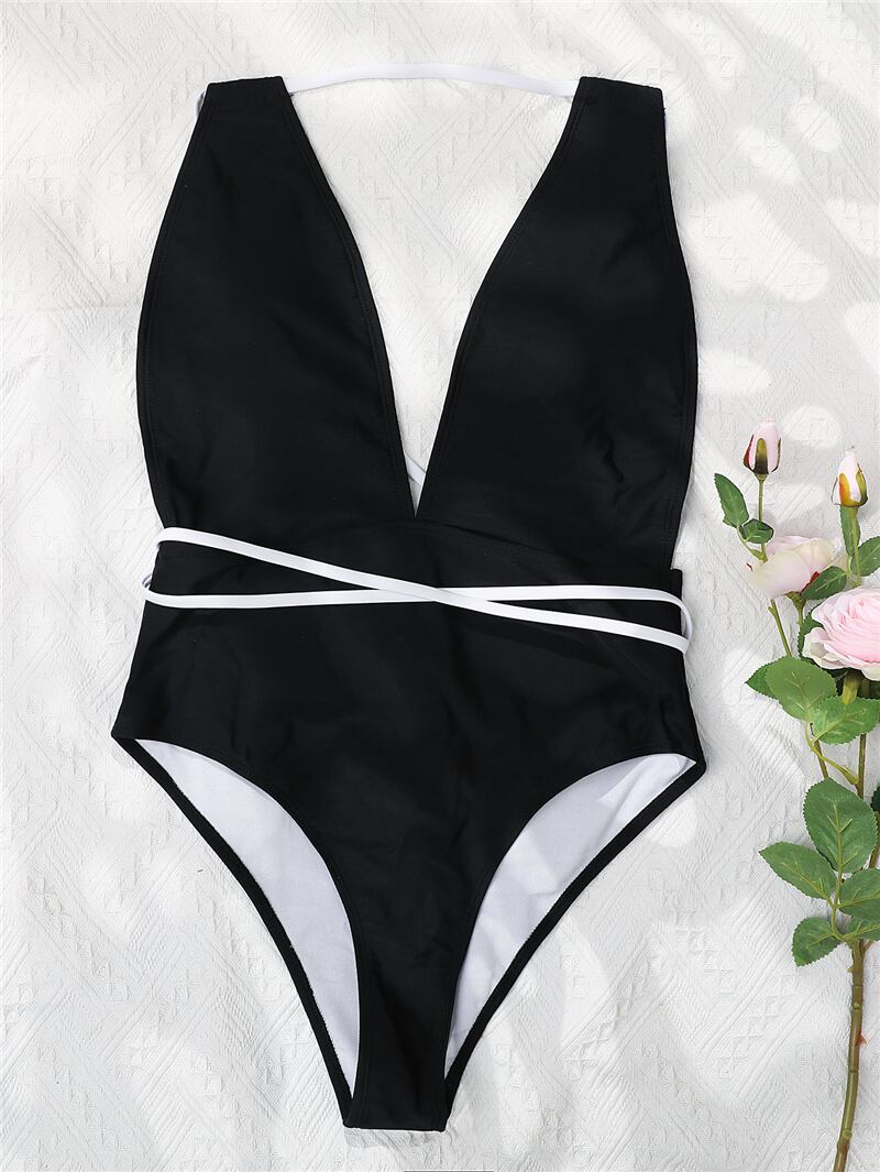 Pualaniブラックワンピース水着 Vネック 新品タグ付き Pualani