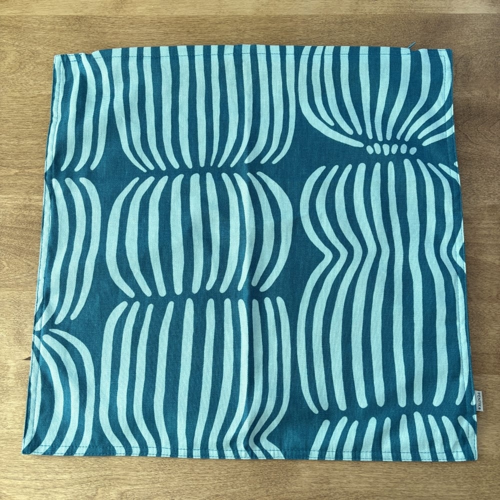 PENTIK】 Vilja Cushion Cover（ヴィリヤ クッション カバー