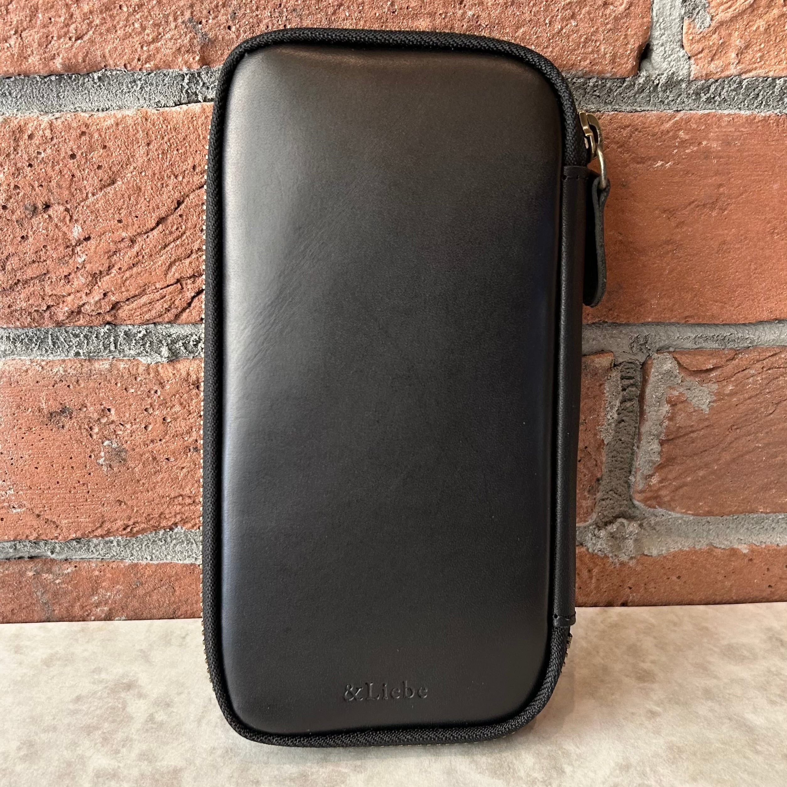 ＆Liebe「大切な6本を守って、眺めるジップペンケース（栃木レザー