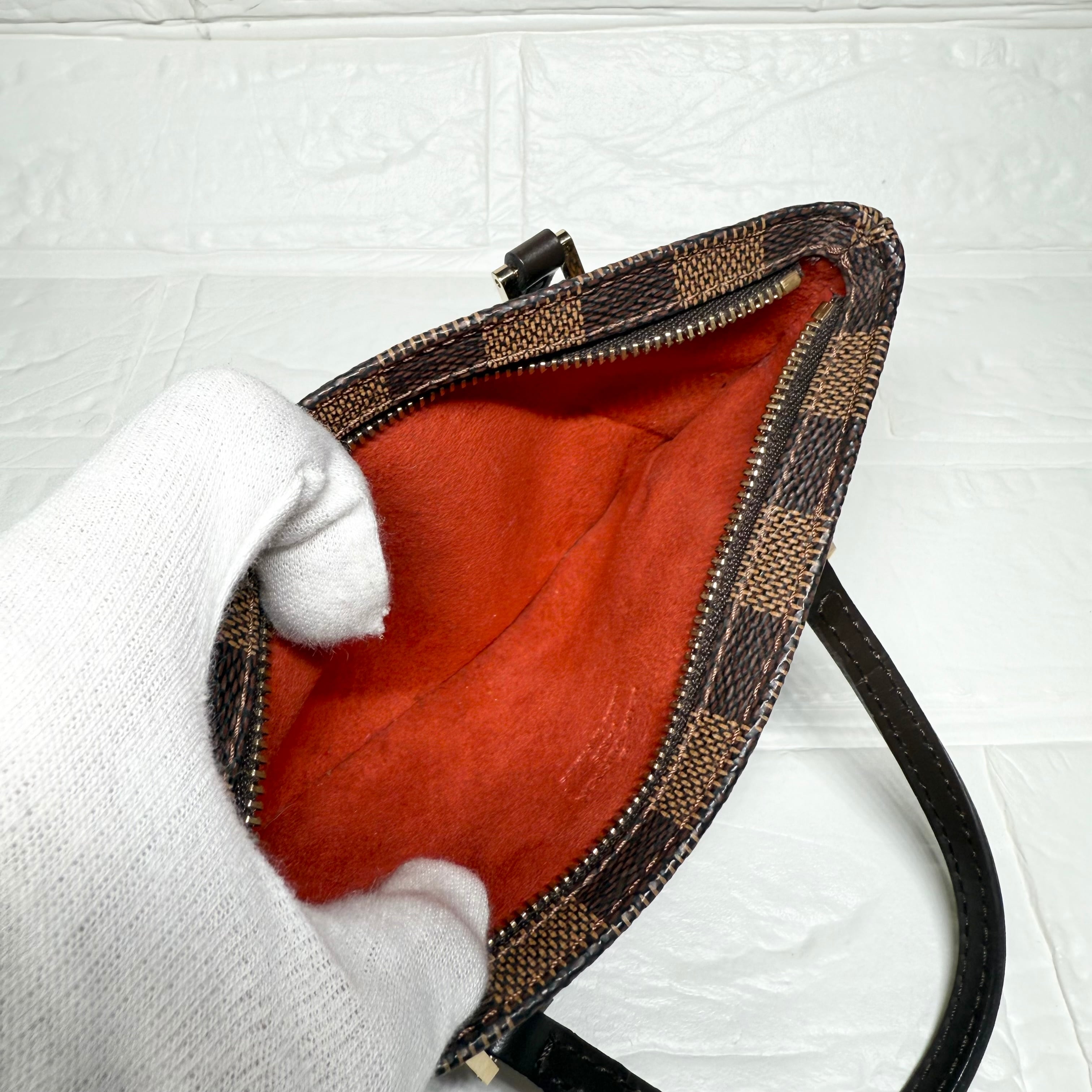 LOUIS VUITTON マノスクGM ダミエ　ポーチ 5ef75f7d8a769b3d35b7a8c434490f