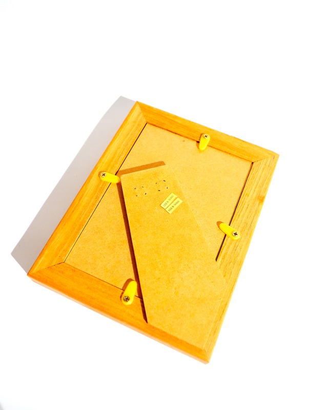 Wooden photo frame, made in Taiwan