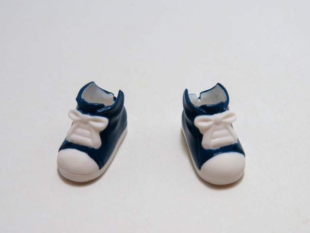 ねんどろいどどーる おようふくセット (カラフルつなぎ：デニム) シューズ