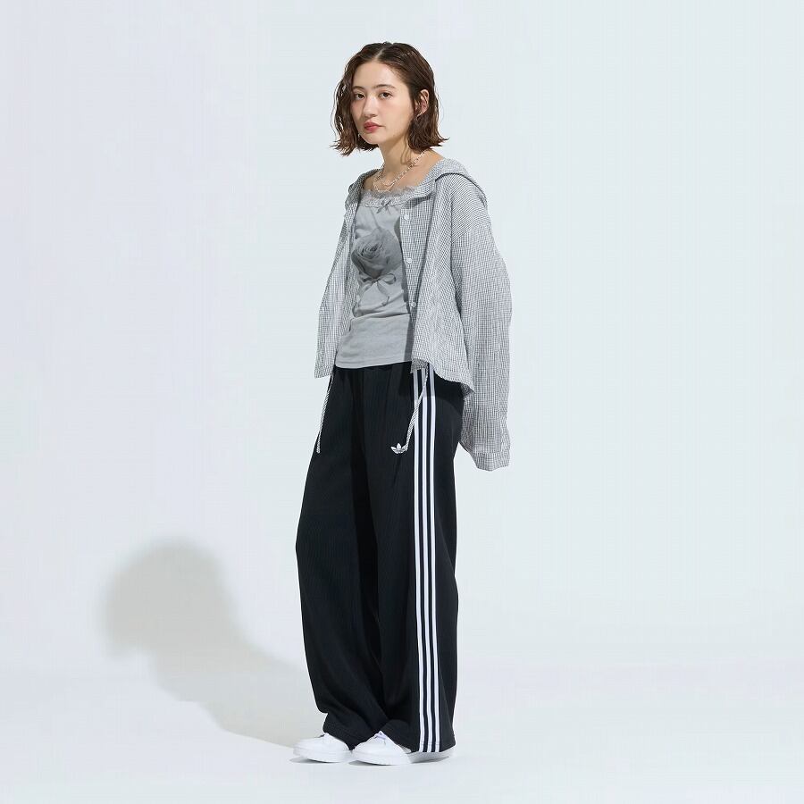 アディダスオリジナルス) adidas Originals アディカラー ファイアー