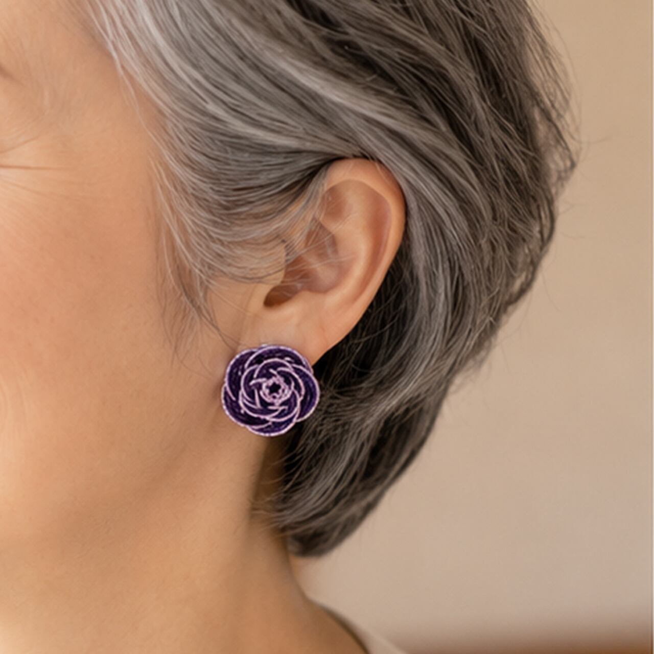 復刻⭐　タッセル　リボン　ピアス　イヤリング　紫　薔薇　ミナペルホネン　ローズ 水引お祝い記章＆耳飾りセット 紫のバラ | 古希・喜寿・卒寿祝い
