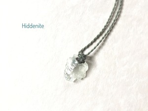 ヒデナイト macrame necklace