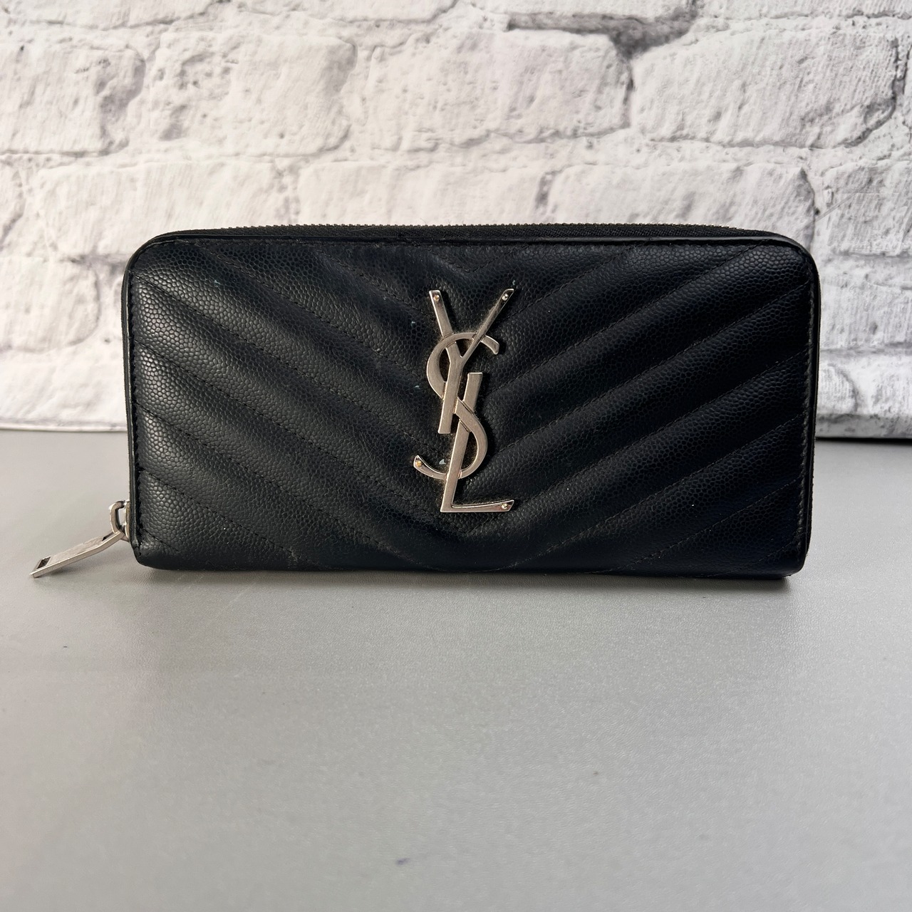 【最終処分SALE】SAINT LAURENT  レザー 長財布 ブラック A-11733