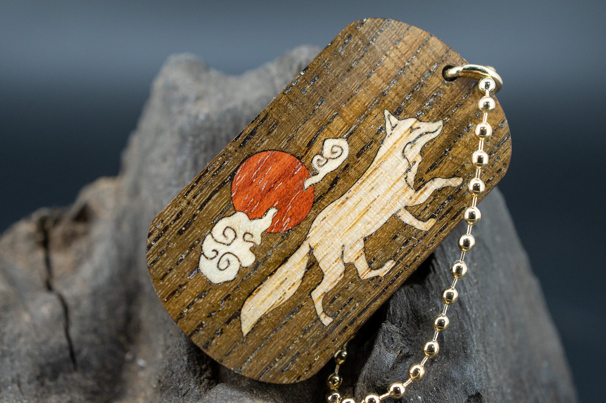 【日本を代表する巨木】 欅(ケヤキ) ドッグタグ 象嵌 十五夜きつね