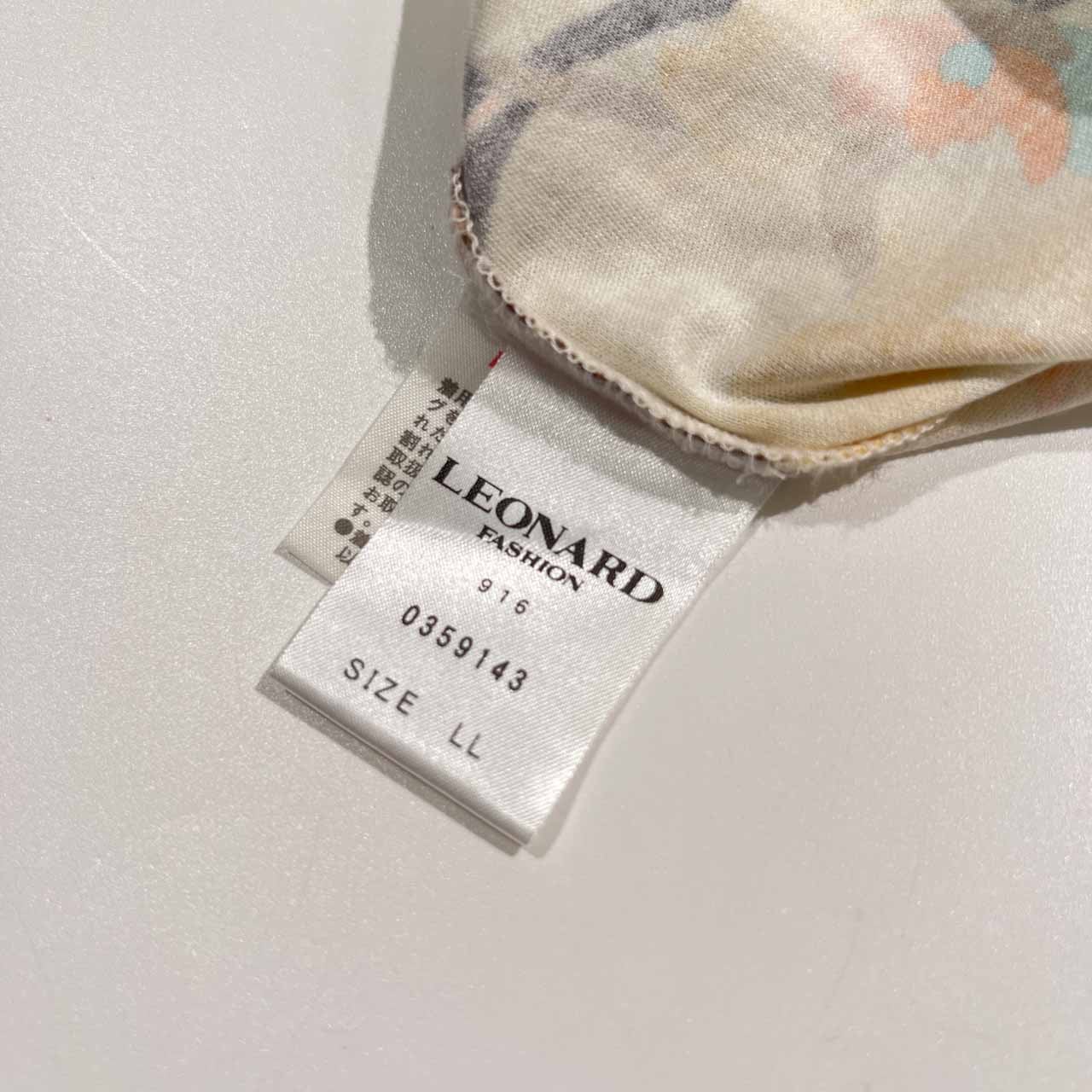 LEONARD レオナール 総柄 半袖 Vネック トップス レッド系 LL 【公式通販】