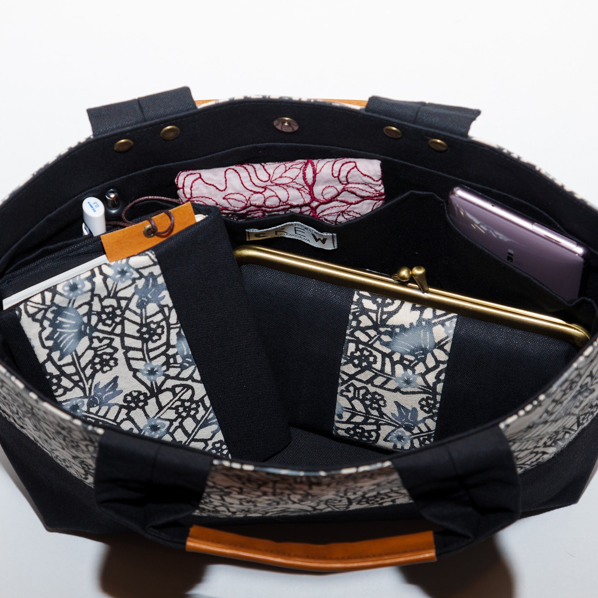 モノトーンびんがたCREW よこトート 小 | 琉球びんがた工房ちゅらり