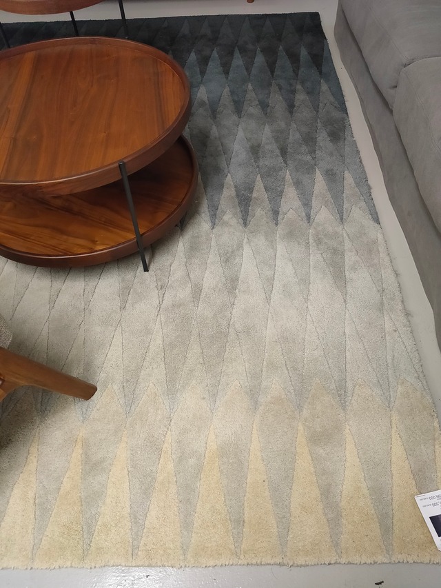 「LINIE DESIGN」 ACACIA（アカシア） size/140×200cm kurashinorug