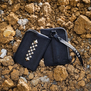 Studs leather multi case