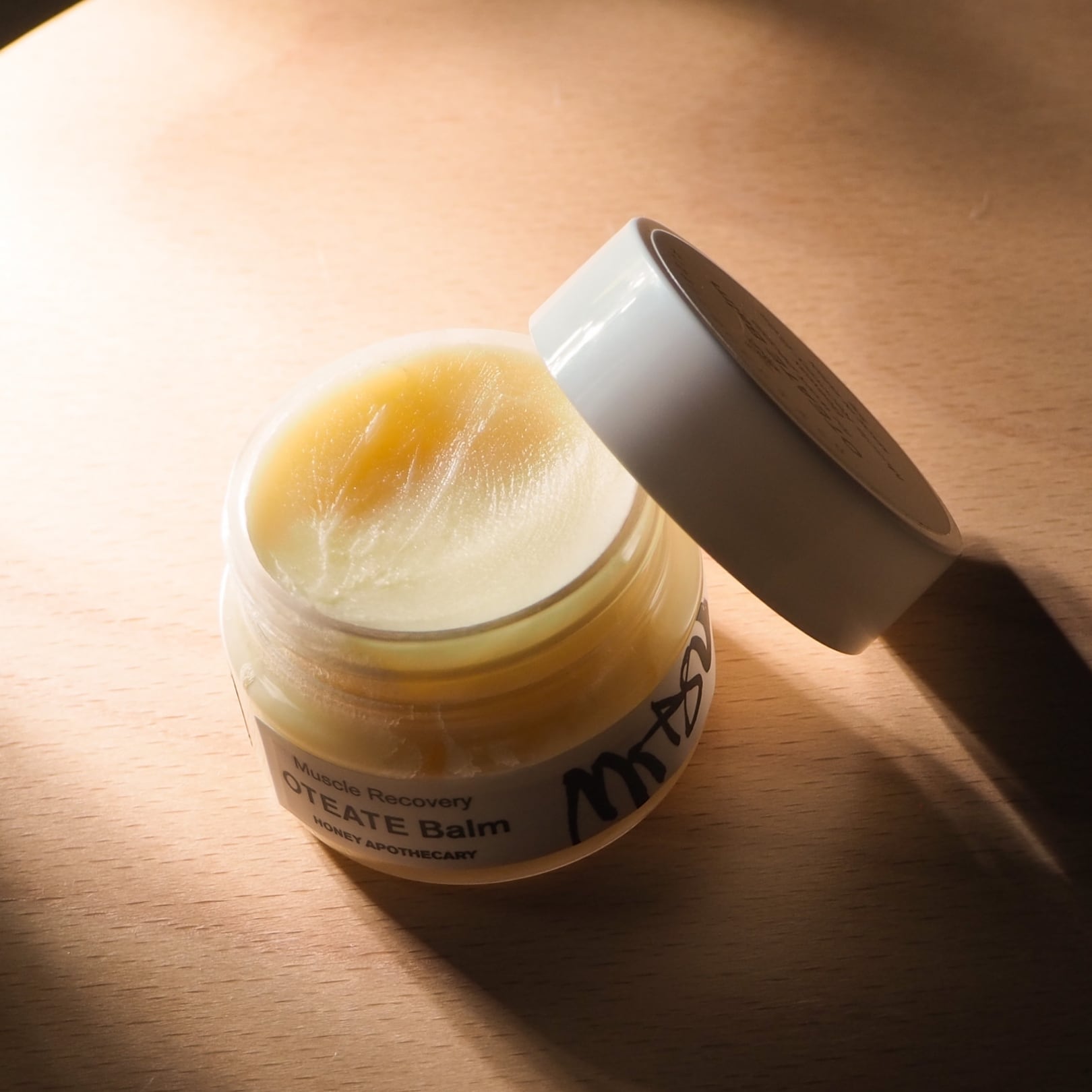 ◎おてあてバーム｜Beewax Muscle Recovery Balm 50g | はちみつ美容