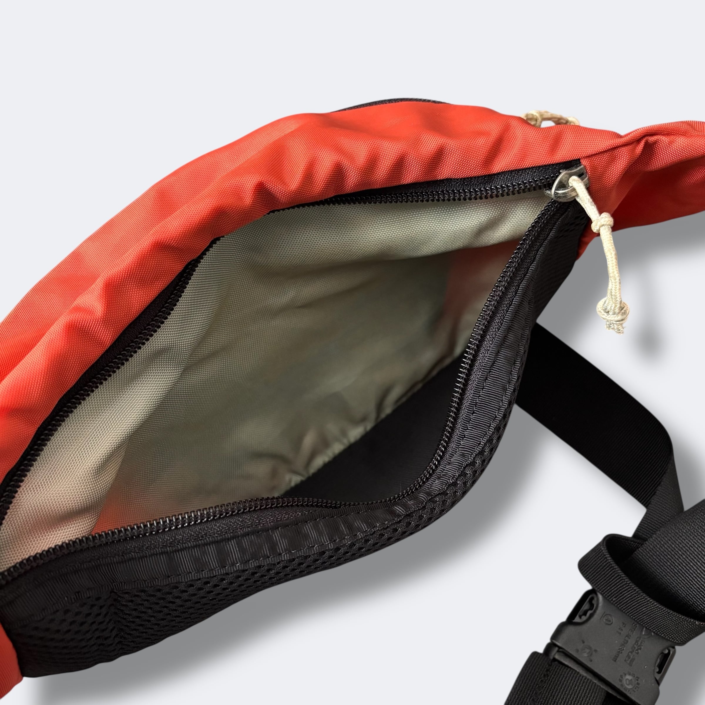 00s Patagonia NUEVO HIP VAULT bag | Lieb.