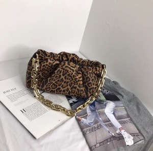 チェーン柄ミニバッグ