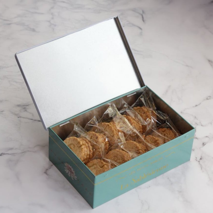 ラ・サブレジエンヌ】角缶2種アソート／少女と水連（レモン