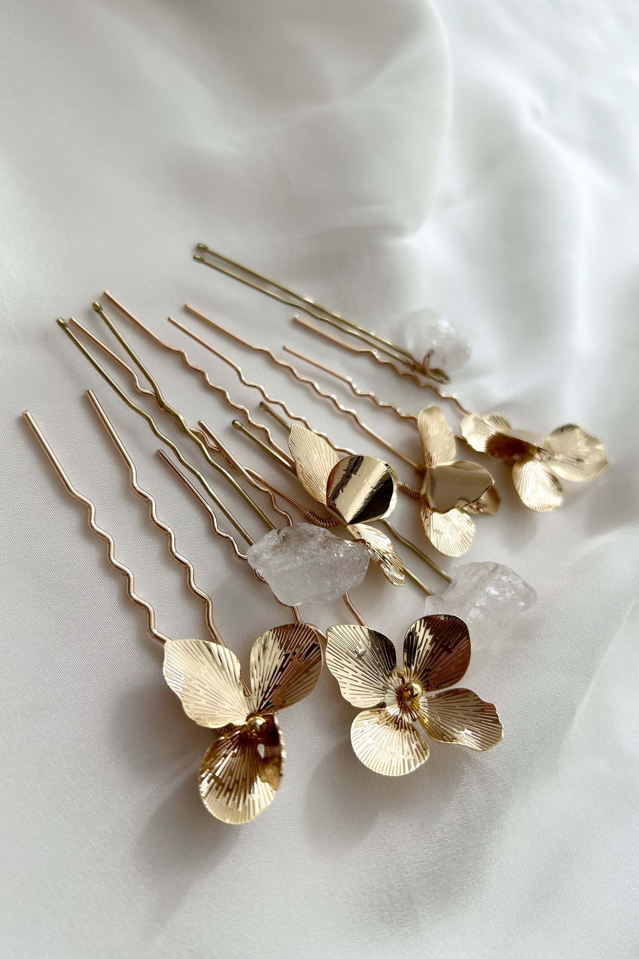 ゴールドフラワー×ラフクォーツのヘアピンセット~ブライダルヘッド