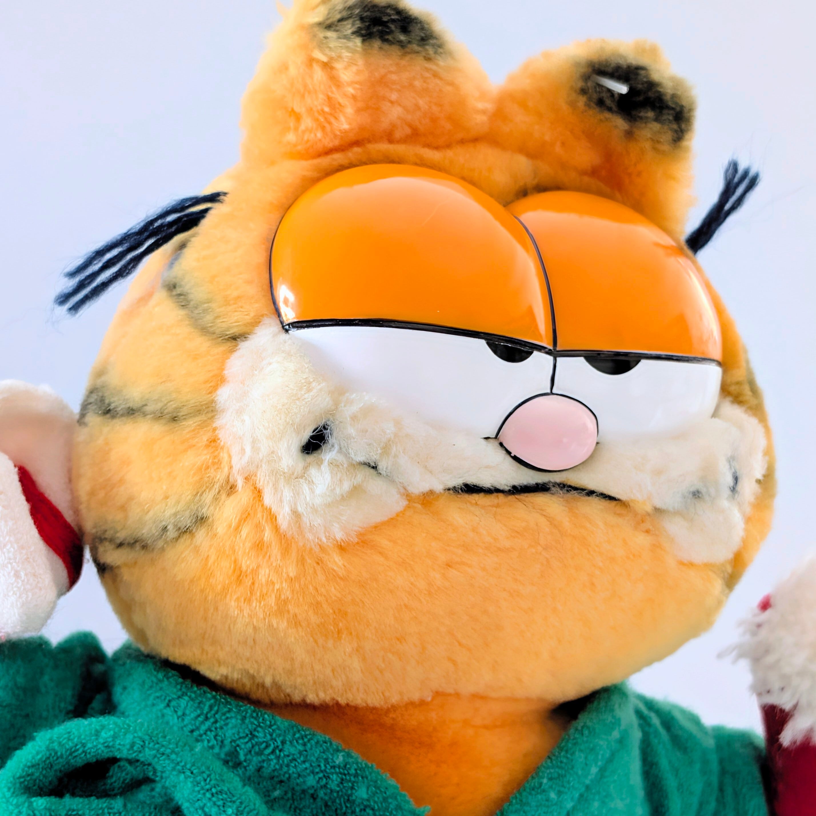 ☆ VINTAGE 1980年代初期 ☆【 Garfield ( ガーフィールド ) 】『 Zzz... オヤスミ歯磨きガーフィールド 』ぬいぐるみ プラッシュ plush 1980年代年製 〚アメリカン雑貨 アメトイ〛