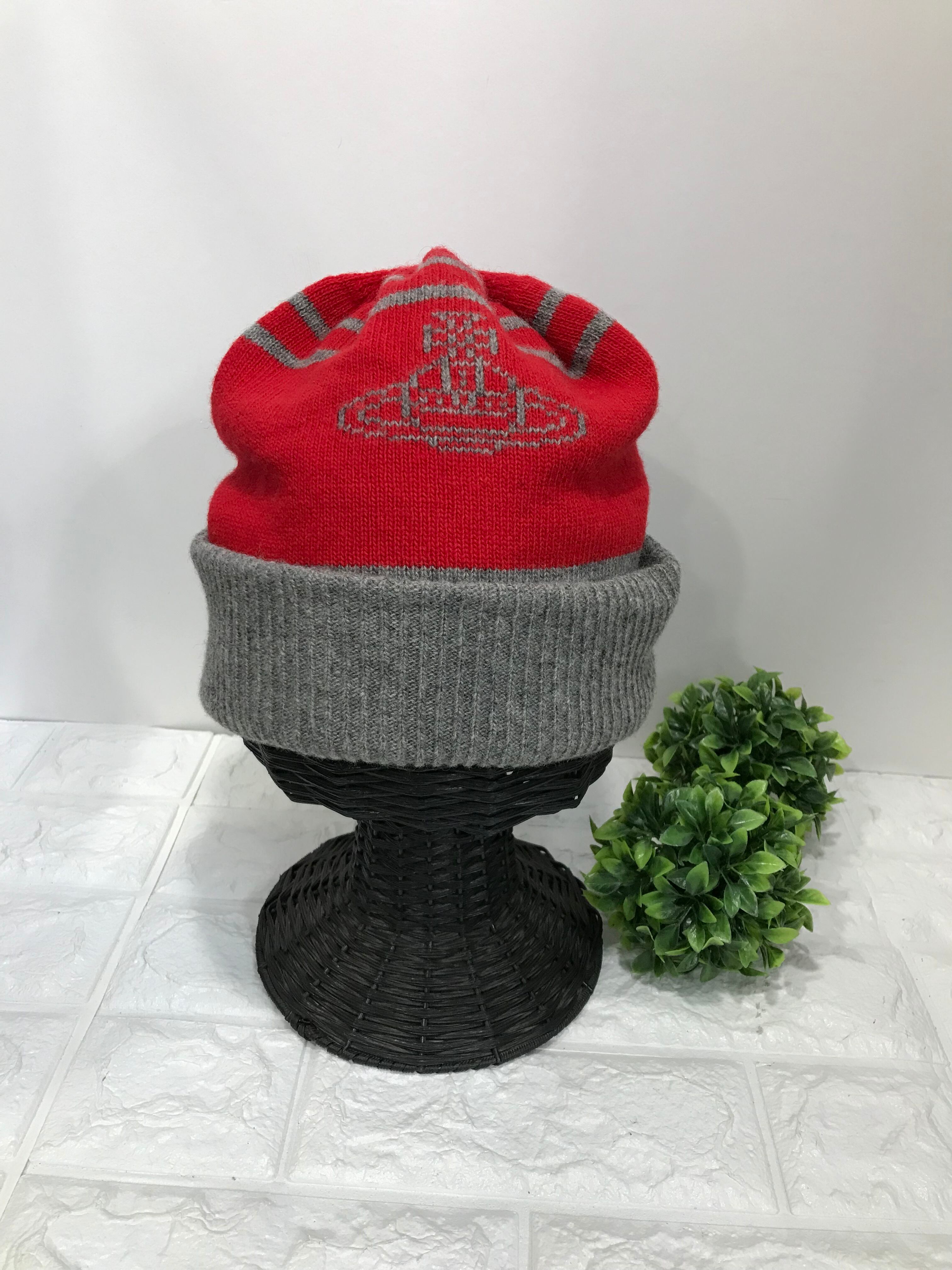 Vivienne Westwood ヴィヴィアンウエストウッド オーブロゴ ニット帽