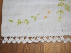縁編みとイエロー花刺繍のマット(破れあり) 画像8